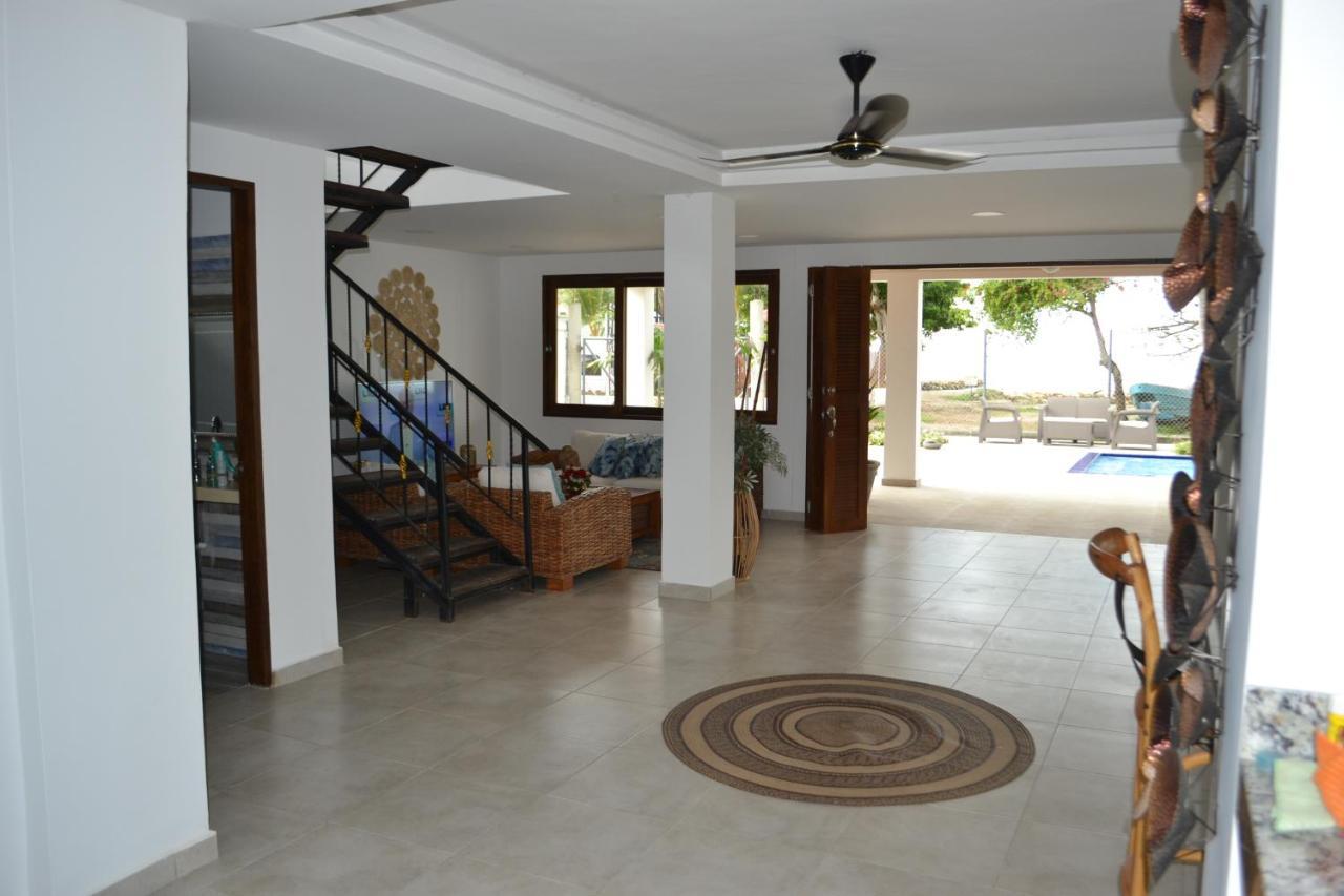 Condominio Atlantis Coveñas Buitenkant foto