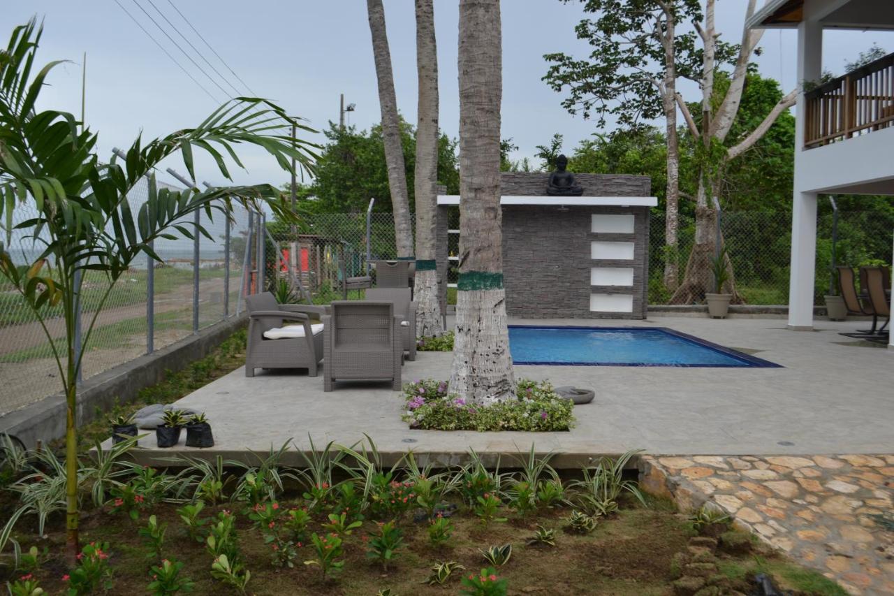 Condominio Atlantis Coveñas Buitenkant foto