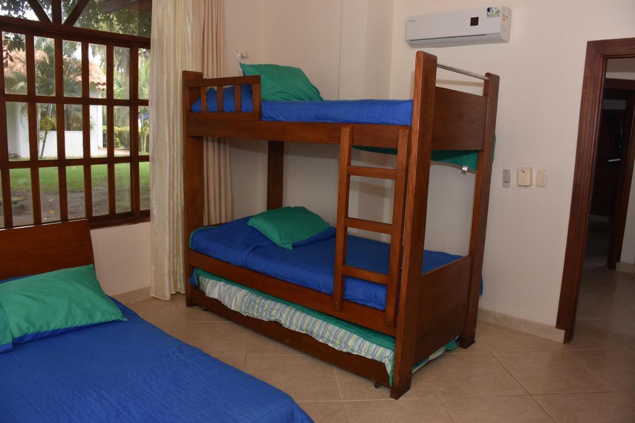 Condominio Atlantis Coveñas Buitenkant foto