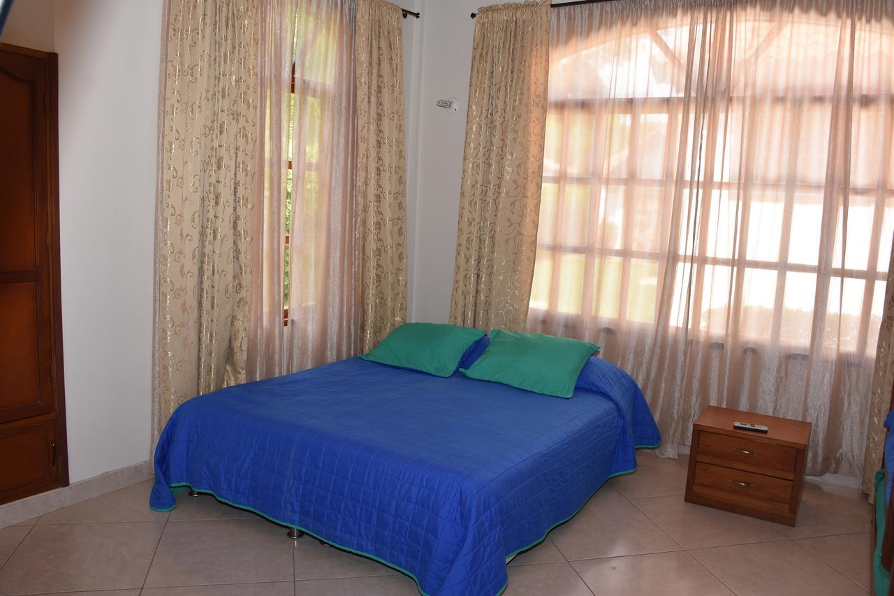 Condominio Atlantis Coveñas Buitenkant foto